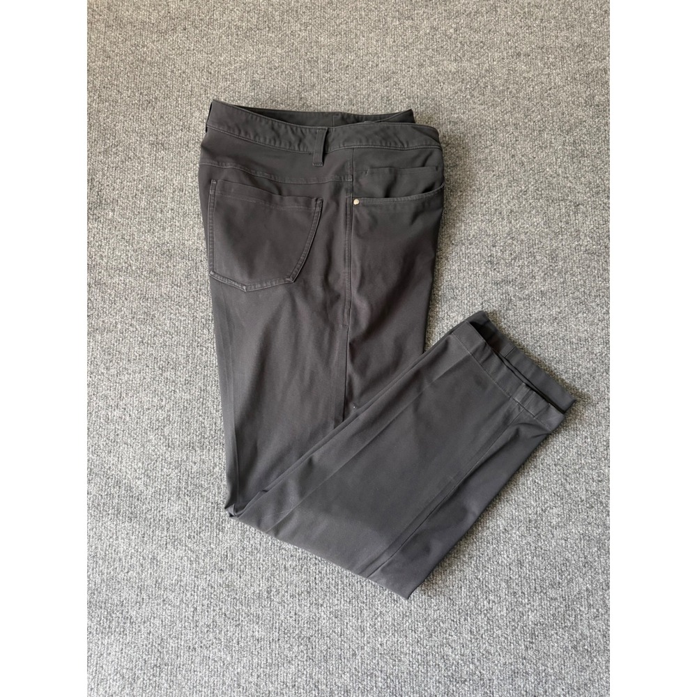 Lululemon men's chino pants faded black color size 32
